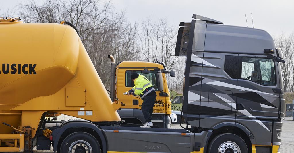What it takes to make five electric trucks €500,000 cheaper than diesel