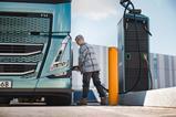 volvo-truck-charging