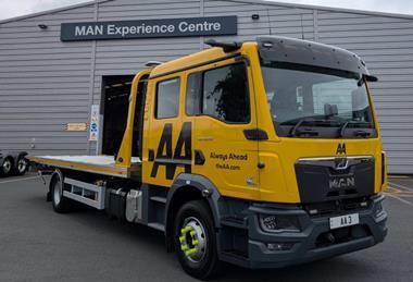MAN AA