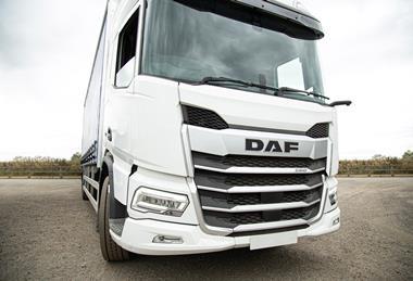 DAF-XD-Curtainside