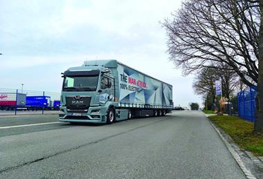 1920_etruck-paristoberlin