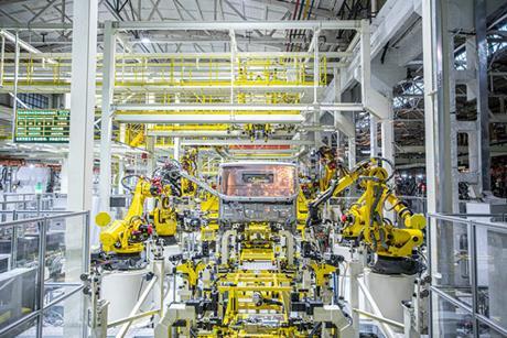 ISUZU-Factory-Product-Line-768x512