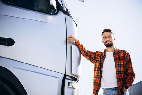 Young_driver_AdobeStock_510007550