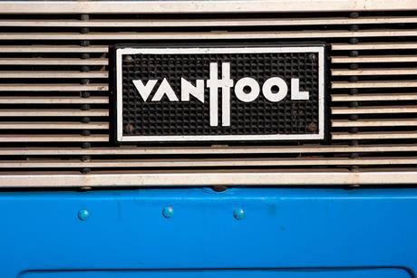 VanHoolshutterstock_1364364728 (1)