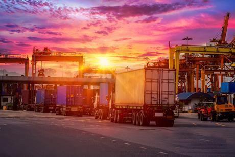 port freight traffic