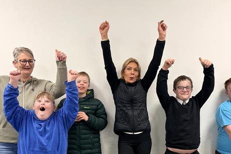 (L to R) Rachel Hands, Ella, Sam, Alison, Oliver & Tom.