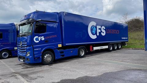 1910124 - Cranleigh Freight Services expands fleet with Krone trailers[71074]