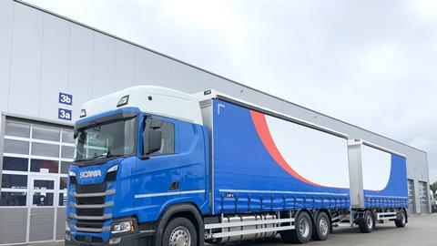 Volume truck body and trailer