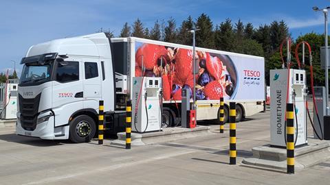 68e902879e0706a4a4afe54c_tescotrucklivingston23may2025_252591_crop