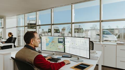 EV_services_fleet_manager[69365]