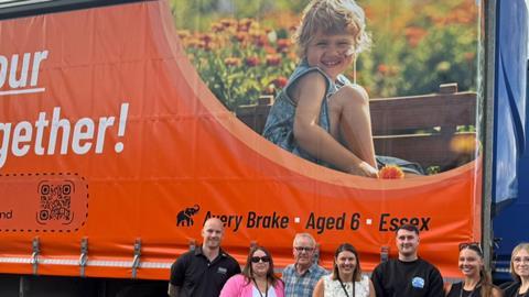 RHA and FRS Lorry with team