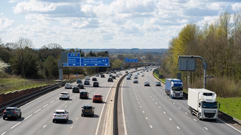 Traffic on the M4 at Reading