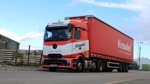 Knowles expands fleet with 15 new SDC Trailers