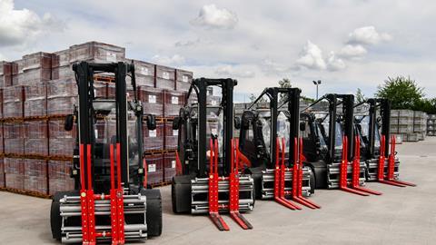 Fleet of Linde Material Handling Electric Forklifts Stationed at Russell Roof Tiles[70205]