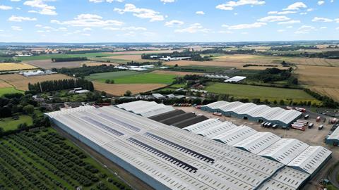 DJI_0127-Large-scale-rooftop-solar-energy-installation[79043]