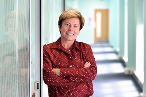 Angela Carus 1 - Law Distribution