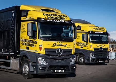 Actros 2551 &amp; Actros 1827 - Caledonian Logistics (4)