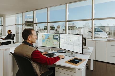 EV_services_fleet_manager[69365]