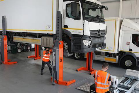 Sapphire Charlton (22)