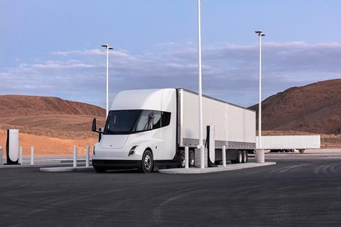 Tesla Semi Megacharger