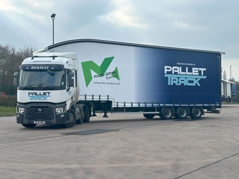 One of the new Pallet-Track dual liveries