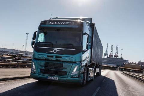24129_volvo-trucks-hosts-on-line-event-to-speed-up-the-transition-to-electric-trucks-1