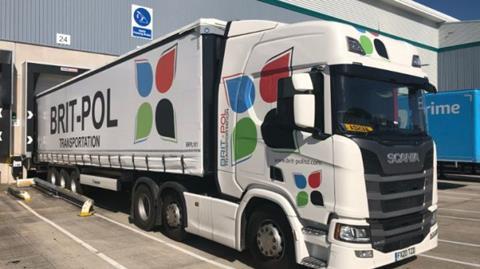 1590620-Brit-Pol-grows-again-with-mega-trailer-order-from-Krone-678x381