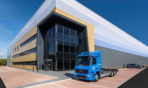 MB Trucks Parts Logistics Centre (1)