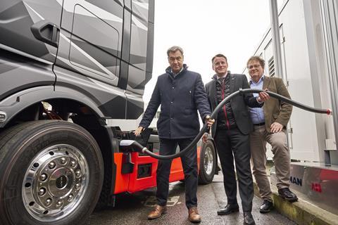 man-abb-megawatt-charging-premiere