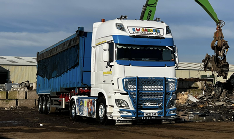 140723 - Haulier helps improve fellow operator safety with Durite telematics cameras 2