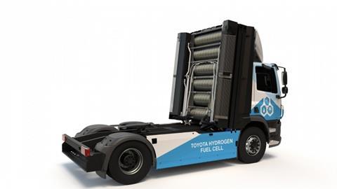 800_toyotahydrogenfuelcelltruckrearviewdemo