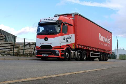 Knowles expands fleet with 15 new SDC Trailers