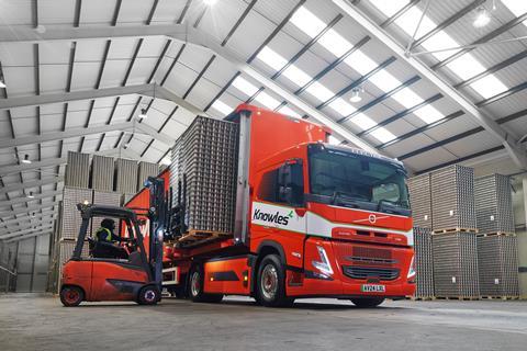 Knowles Logistics has taken delivery of three new Volvo FM Electric 4x2 tractor units for  operation on a contract with Princes.